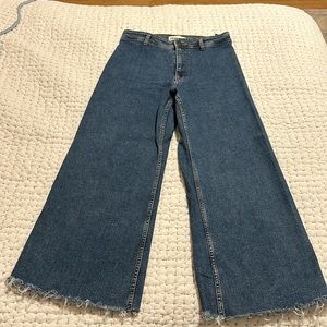 Zara marine straight leg Jean in dark wash frayed edges like new